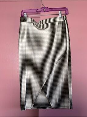 Striped Black and White Pencil Skirt